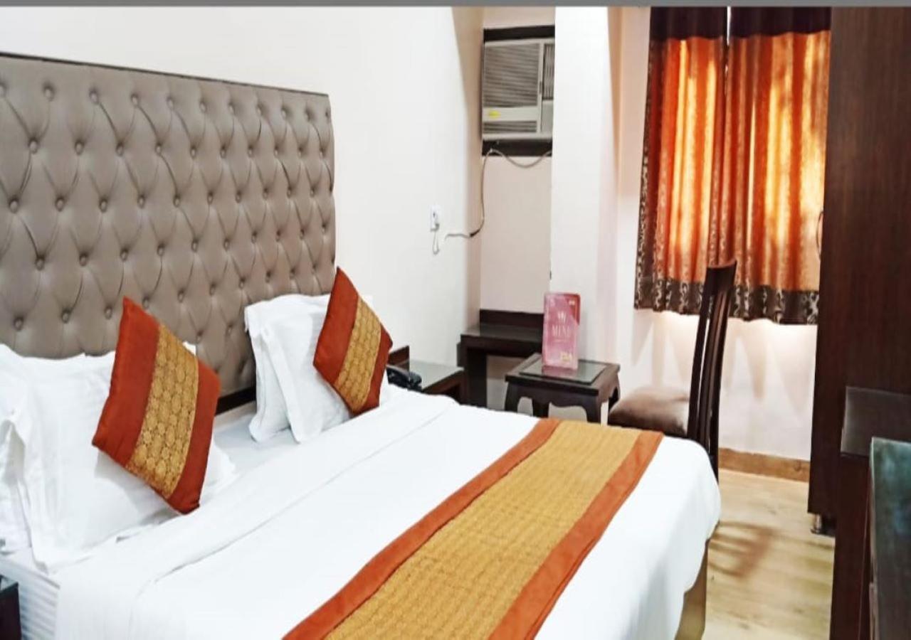 Hotel I Stay & Revels Near New Delhi Railway Station- By Ap Singh Hotels Exterior foto