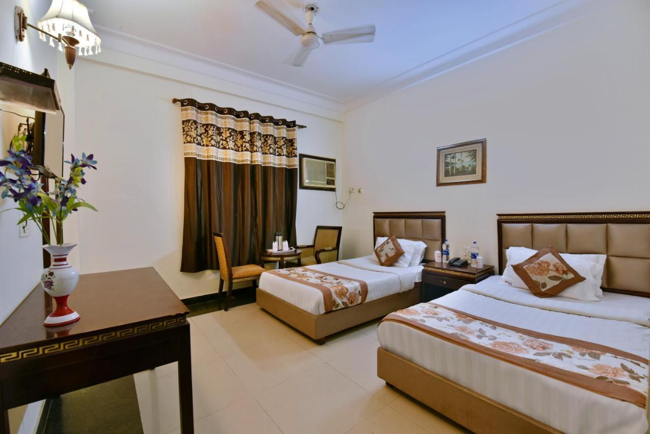 Hotel I Stay & Revels Near New Delhi Railway Station- By Ap Singh Hotels Exterior foto